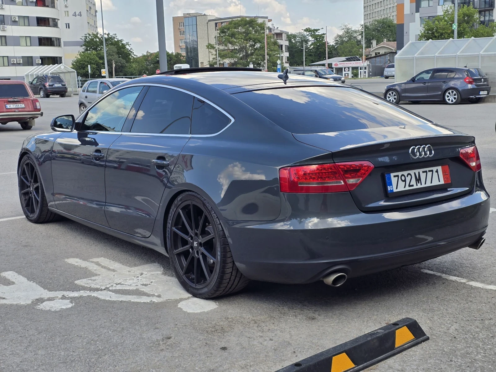 Audi A5 Sportback/3.0TDI/239HP/Sline/Line Assist/Blind Spo, снимка 3 - Автомобили и джипове - 55064403