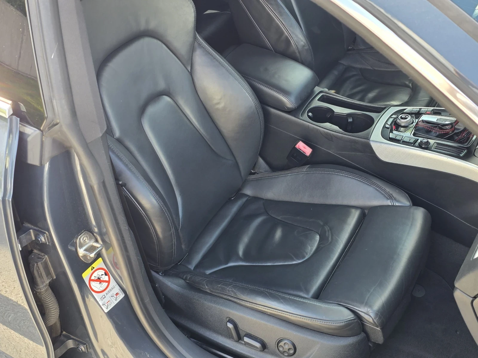 Audi A5 Sportback/3.0TDI/239HP/Sline/Line Assist/Blind Spo, снимка 17 - Автомобили и джипове - 55064403