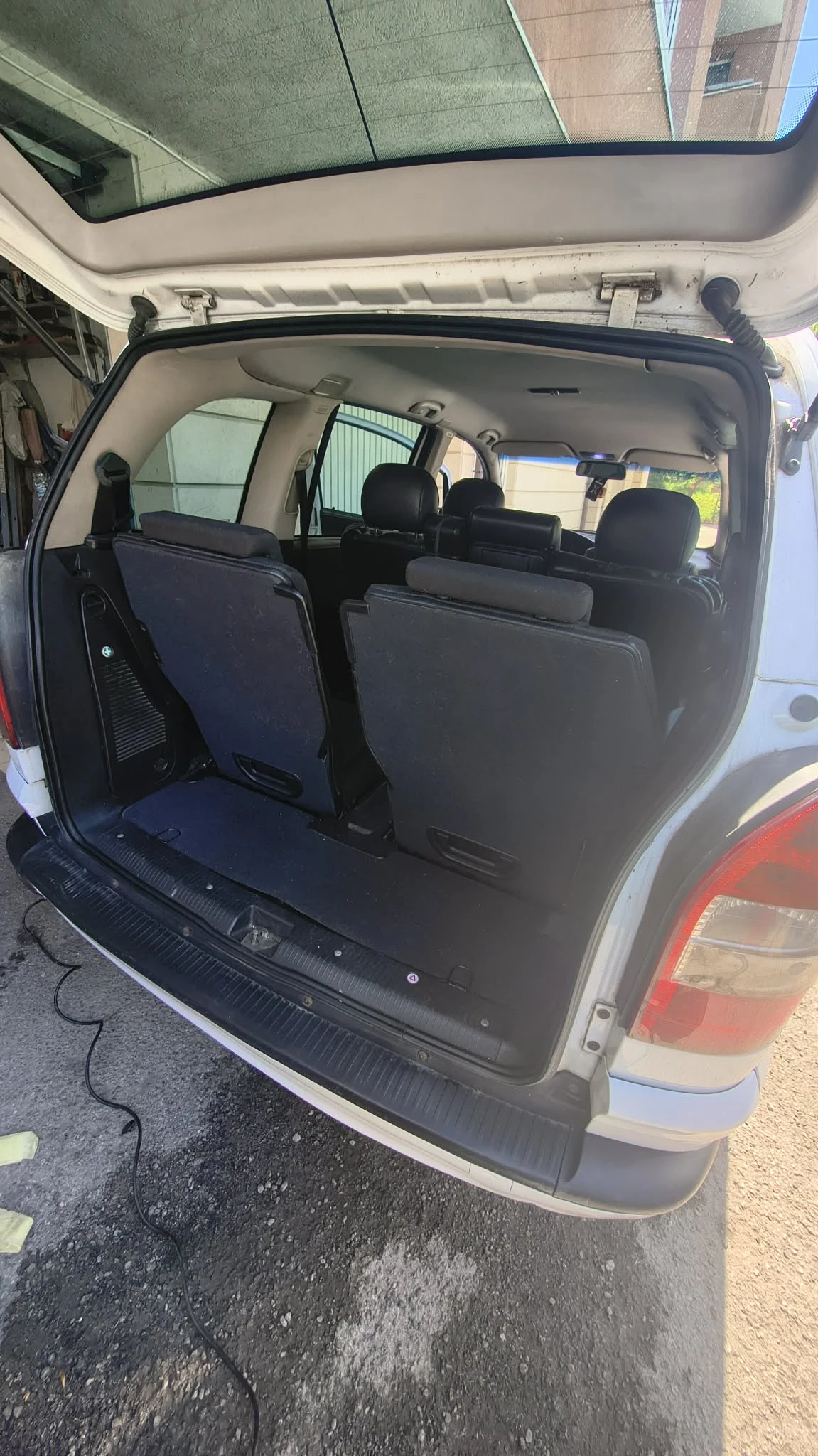 Opel Zafira A Elegance, снимка 6 - Автомобили и джипове - 55172184