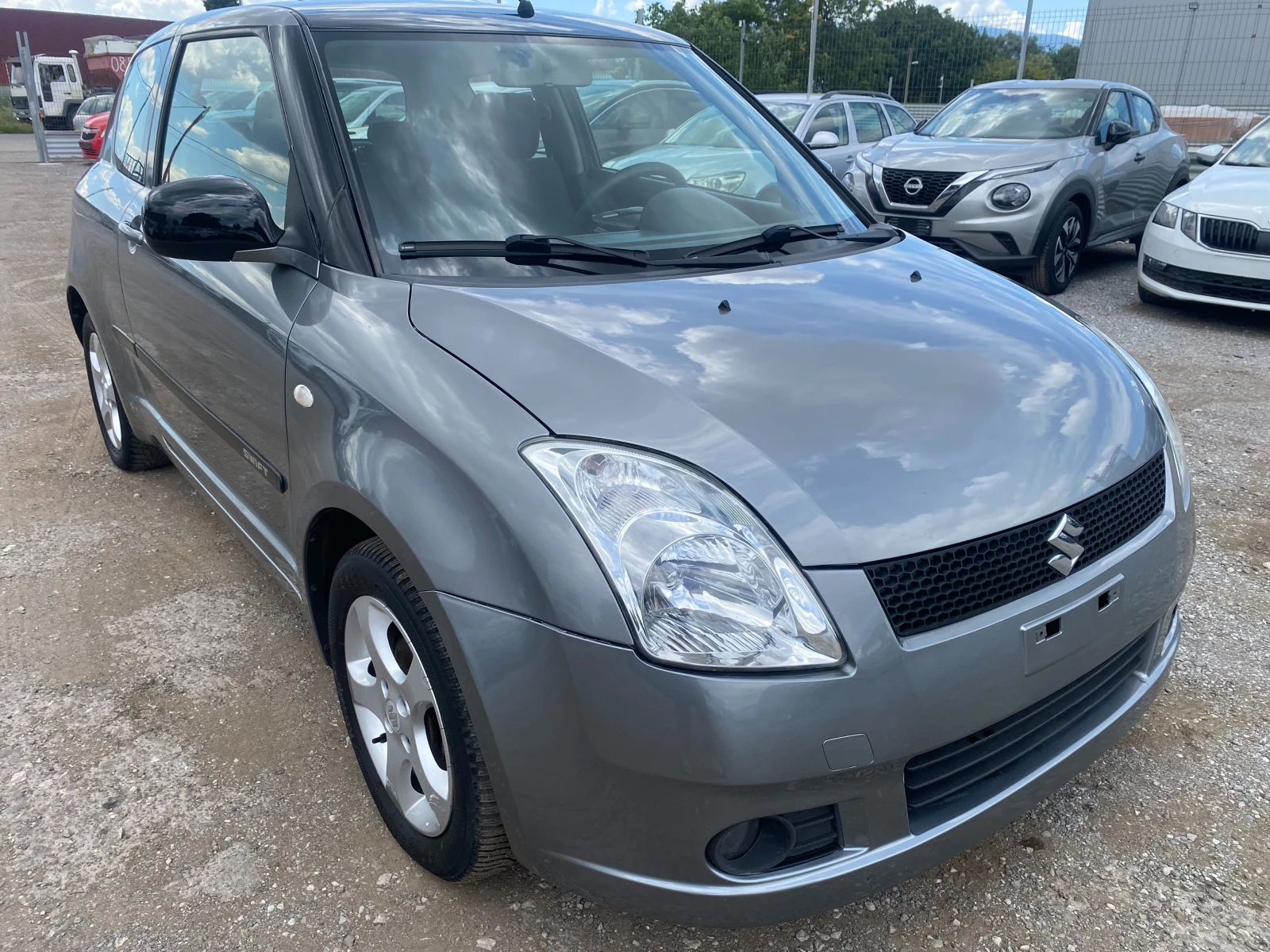 Suzuki Swift 1.3DDiS 191х.км, снимка 6 - Автомобили и джипове - 55219878