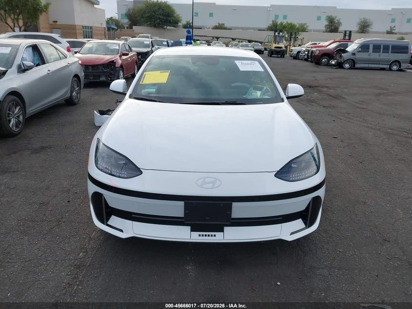Hyundai Ioniq 6 Se, снимка 13 - Автомобили и джипове - 55744345
