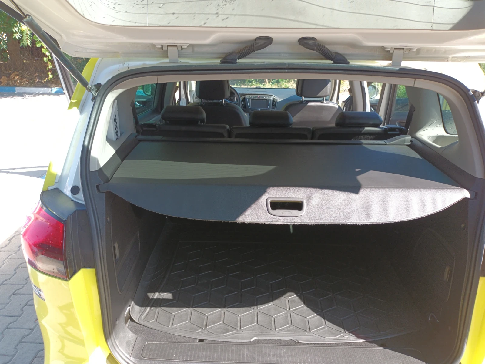 Opel Zafira 1.6CNG TURBO 150K.ФАБР.МЕТАН, снимка 8 - Автомобили и джипове - 55900183