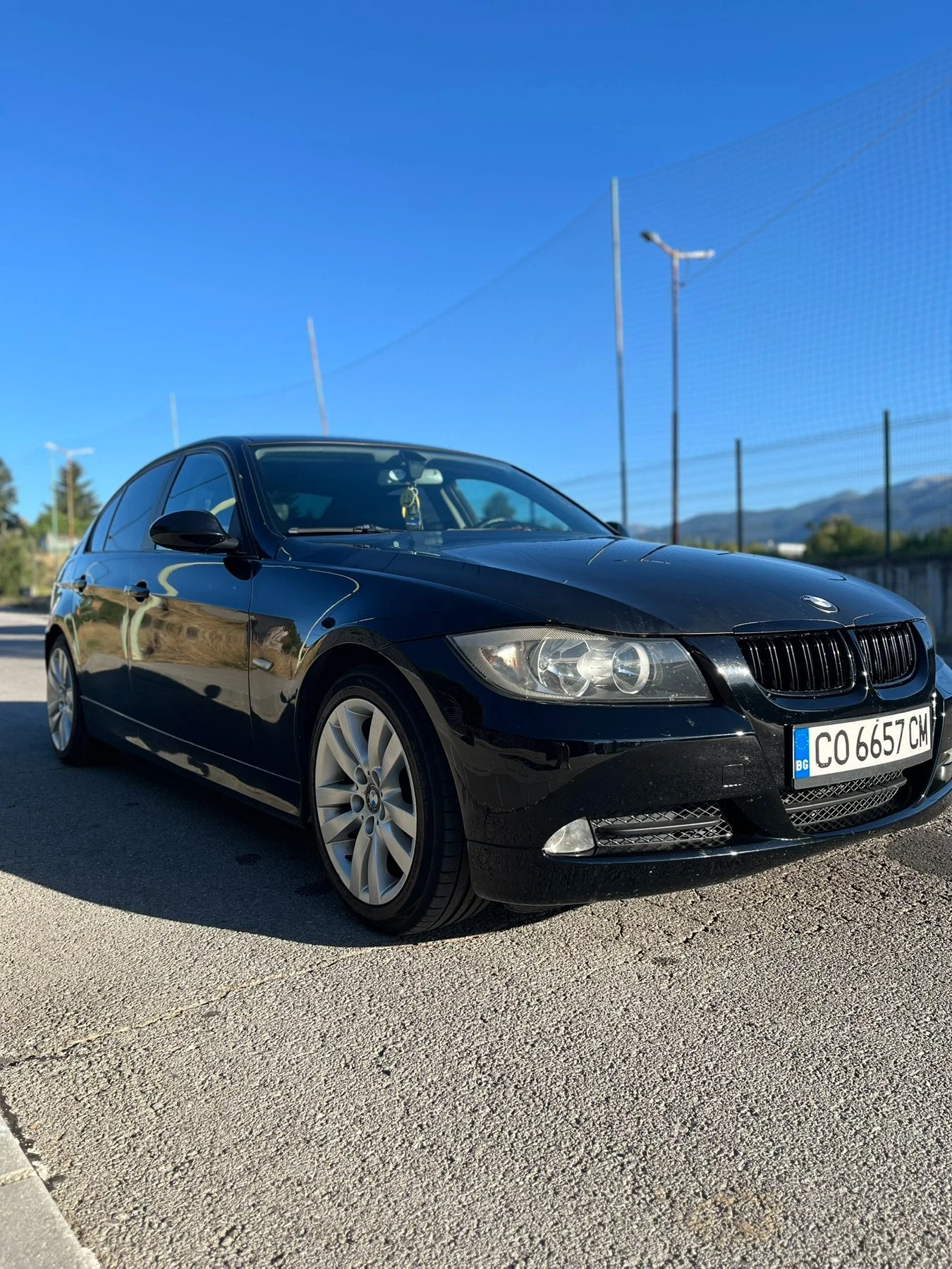 BMW 320, снимка 3 - Автомобили и джипове - 56010064