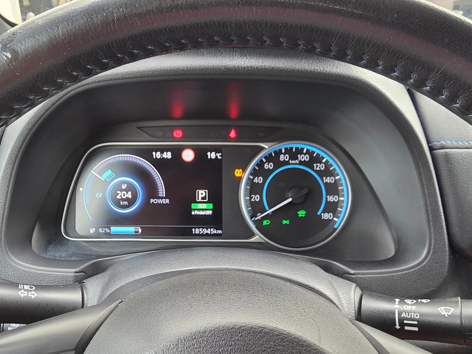 Nissan Leaf  40 KWH TEKNA, снимка 15 - Автомобили и джипове - 56085296