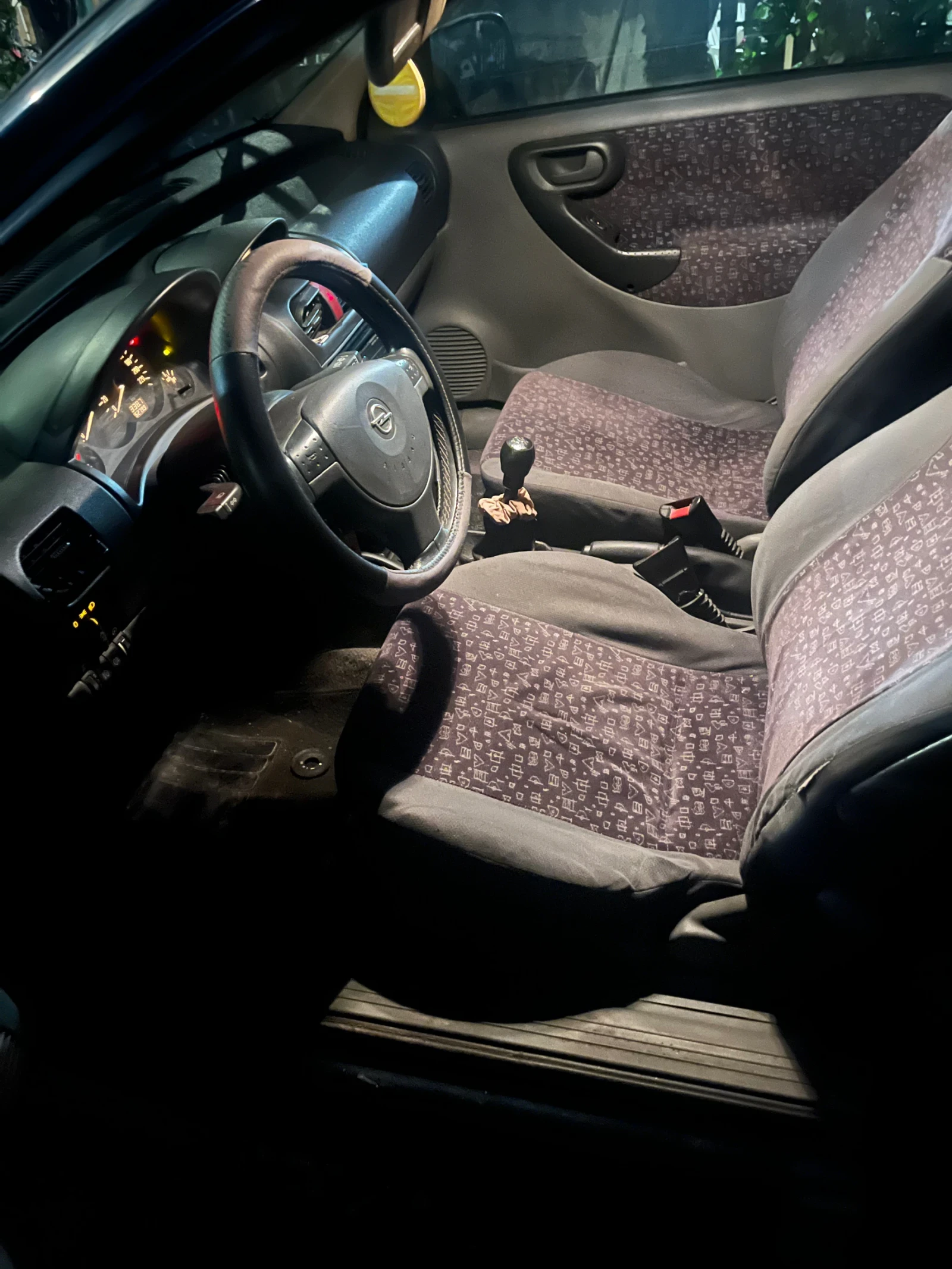 Opel Corsa, снимка 6 - Автомобили и джипове - 56245032