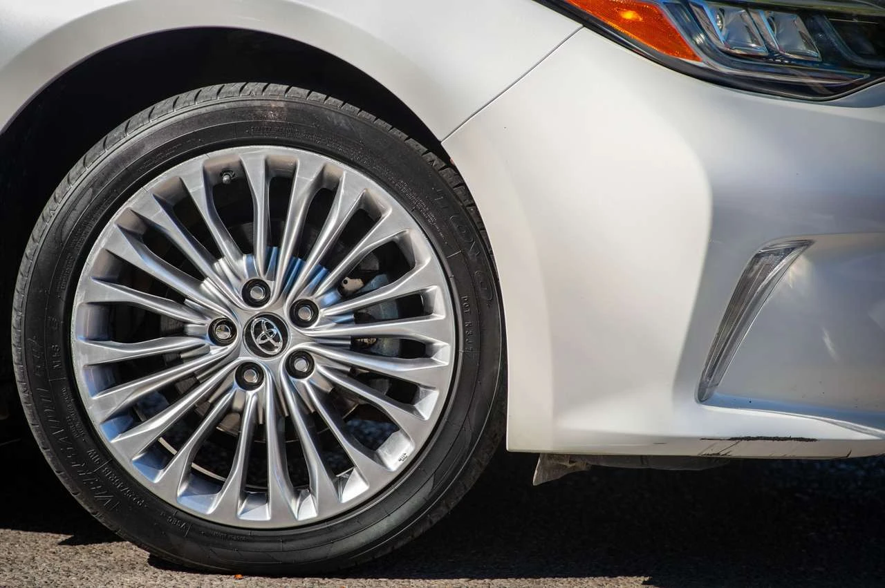 Toyota Avalon Limited, снимка 6 - Автомобили и джипове - 56528152