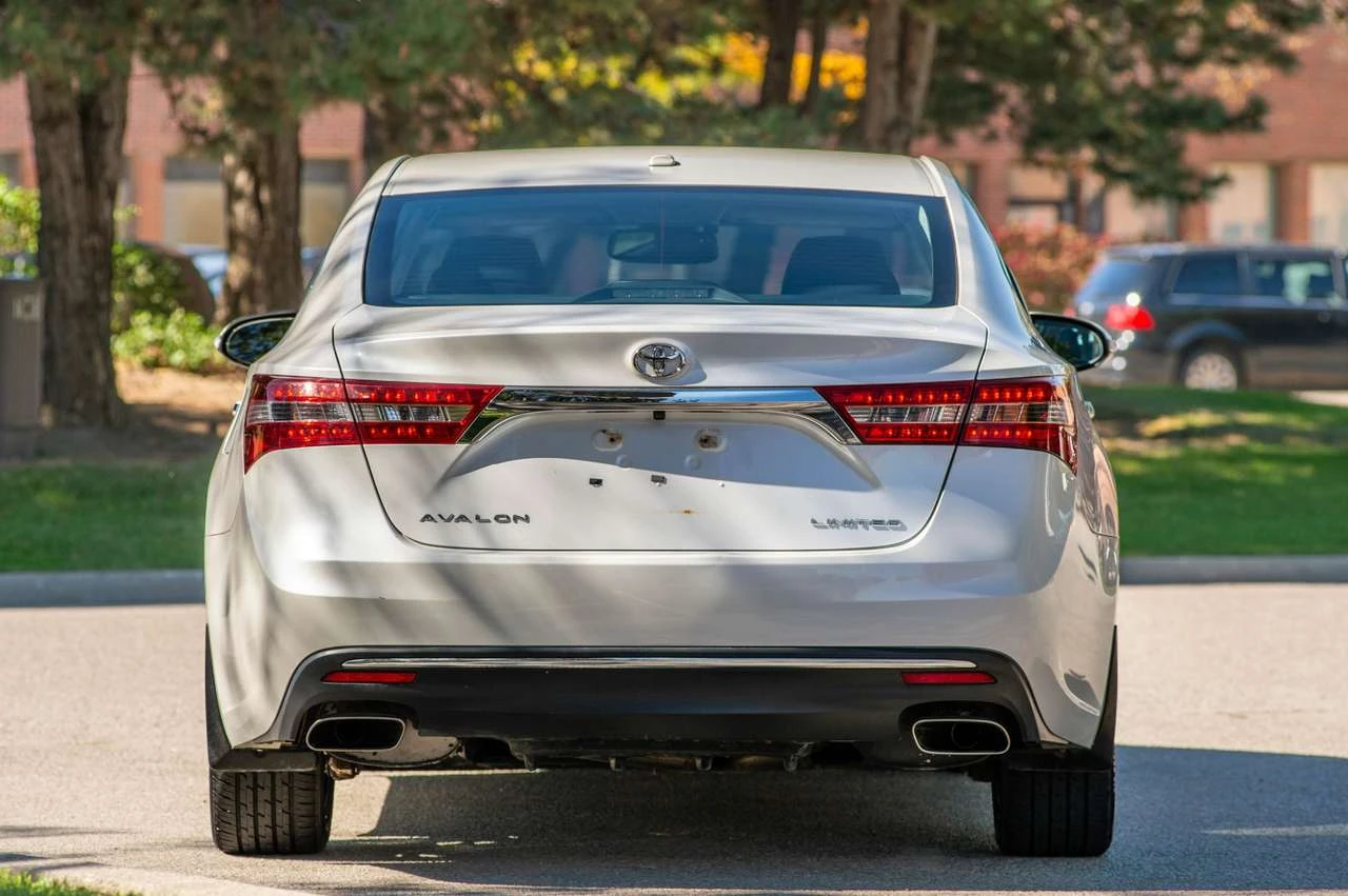 Toyota Avalon Limited, снимка 10 - Автомобили и джипове - 56528152