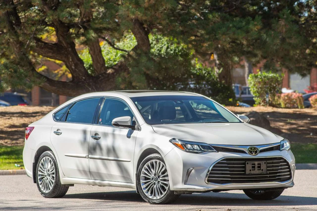 Toyota Avalon Limited, снимка 4 - Автомобили и джипове - 56528152