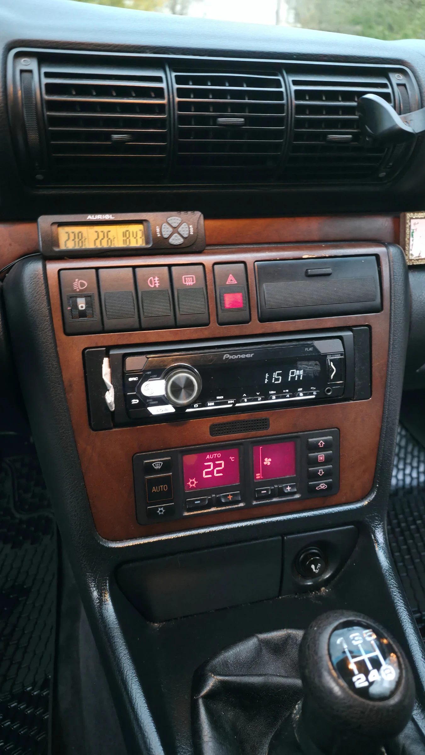 Audi A4 1.8Т Quattro , снимка 11 - Автомобили и джипове - 56617063