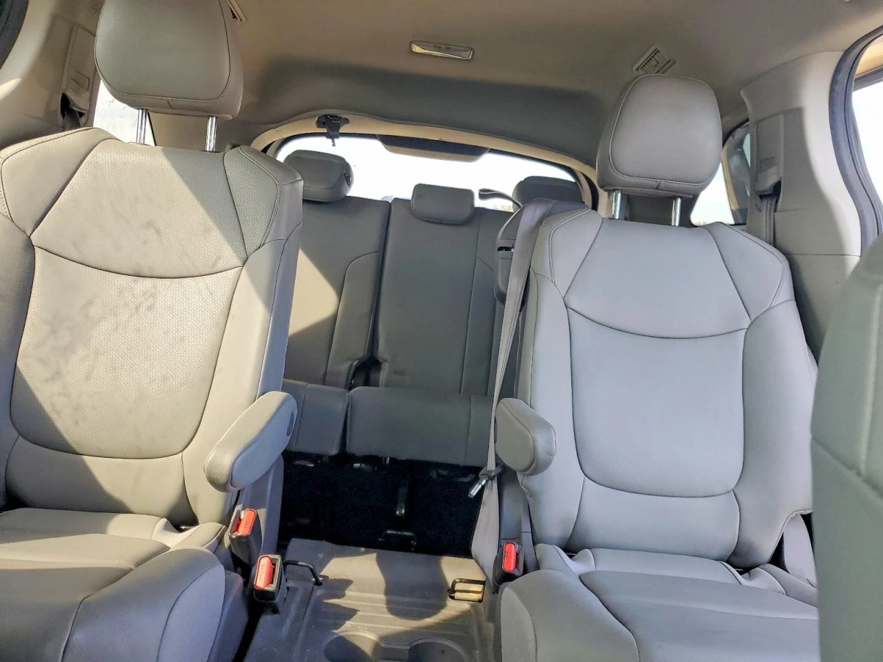 Toyota Sienna 2.5l Xle, снимка 10 - Автомобили и джипове - 56664096
