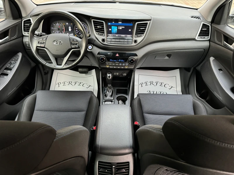 Hyundai Tucson АВТОМАТ-ПОДГРЕВ-KEYLESS-НАПЪЛНО-ОБСЛУЖЕНА-ОТЛИЧНА!, снимка 12 - Автомобили и джипове - 48422875