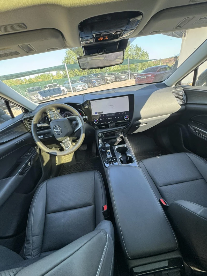 Lexus NX 350h БЕЗ ПЪРВОНАЧАЛНА ВНОСКА* , снимка 8 - Автомобили и джипове - 51346021