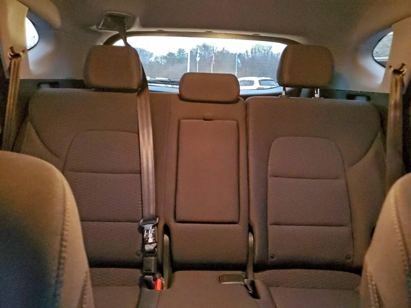 Hyundai Tucson SE* AWD* , снимка 11 - Автомобили и джипове - 53310399