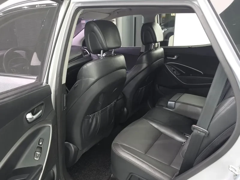 Hyundai Santa fe 2.0 2WD PREMIUM, снимка 11 - Автомобили и джипове - 55800786