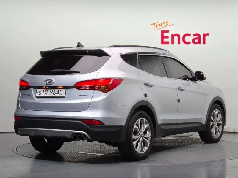 Hyundai Santa fe 2.0 2WD PREMIUM, снимка 2 - Автомобили и джипове - 55800786