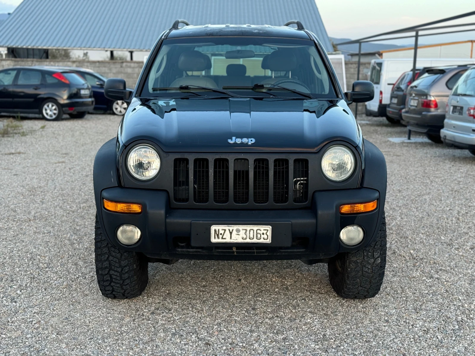 Jeep Cherokee 2.4i 150hp OFF-ROAD  - изображение 2