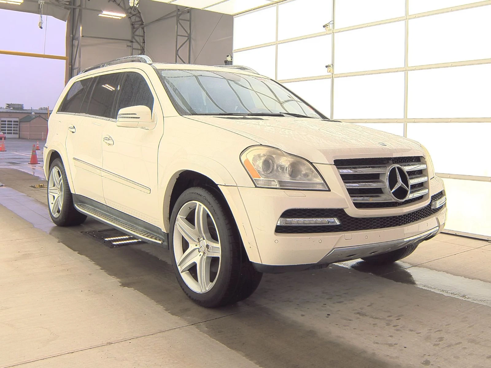 Mercedes-Benz GL 500 4MATIC - изображение 2