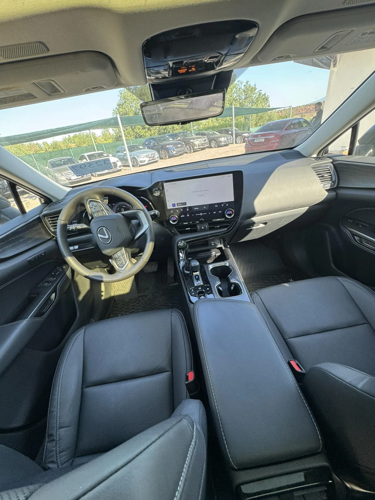 Lexus NX 350h БЕЗ ПЪРВОНАЧАЛНА ВНОСКА*  - изображение 8
