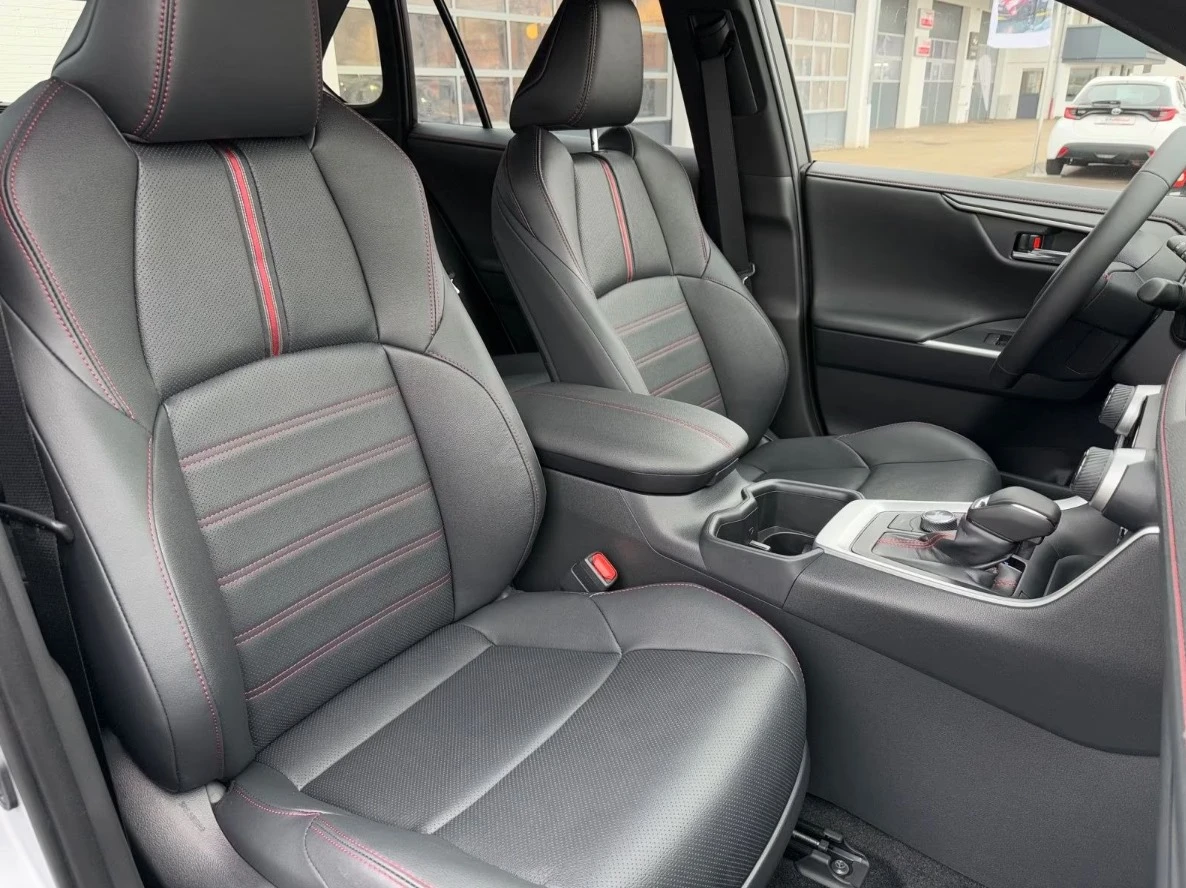 Toyota Rav4 Plug-In* Style* AWD* JBL* NAVI - изображение 3