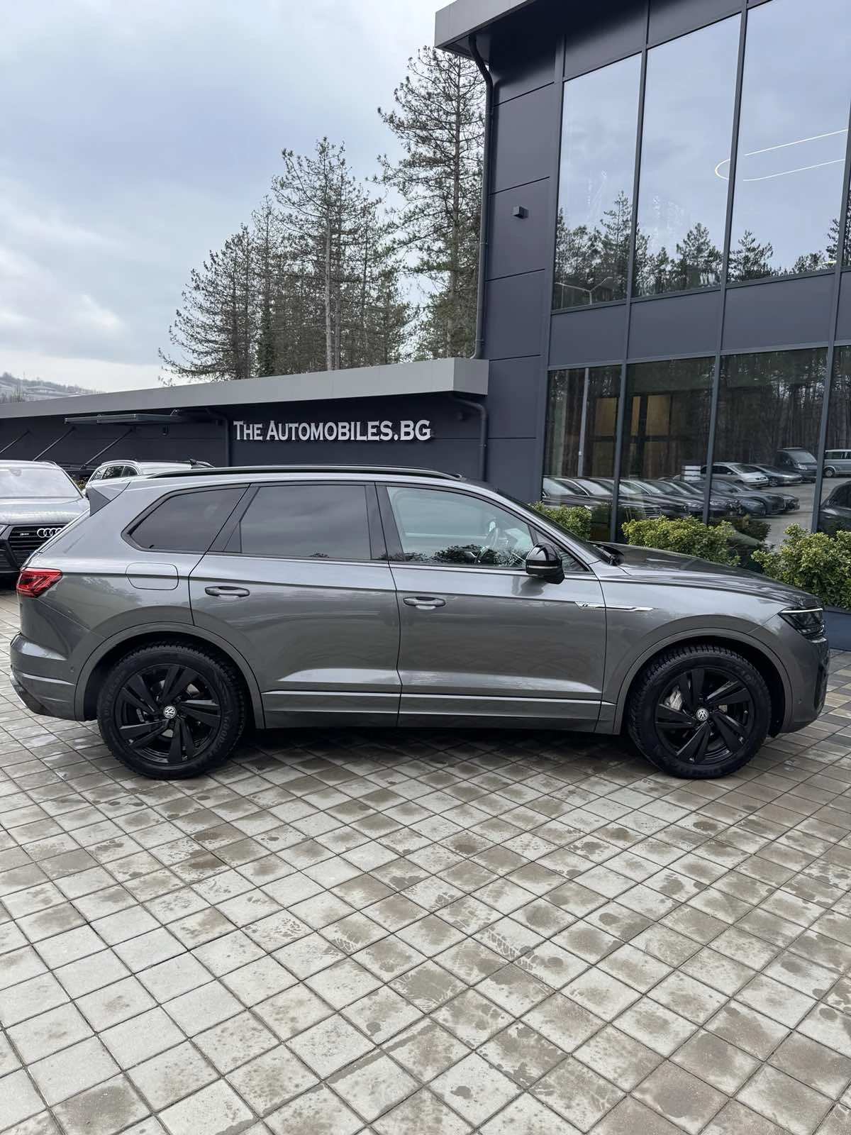 VW Touareg R-LINE - изображение 8