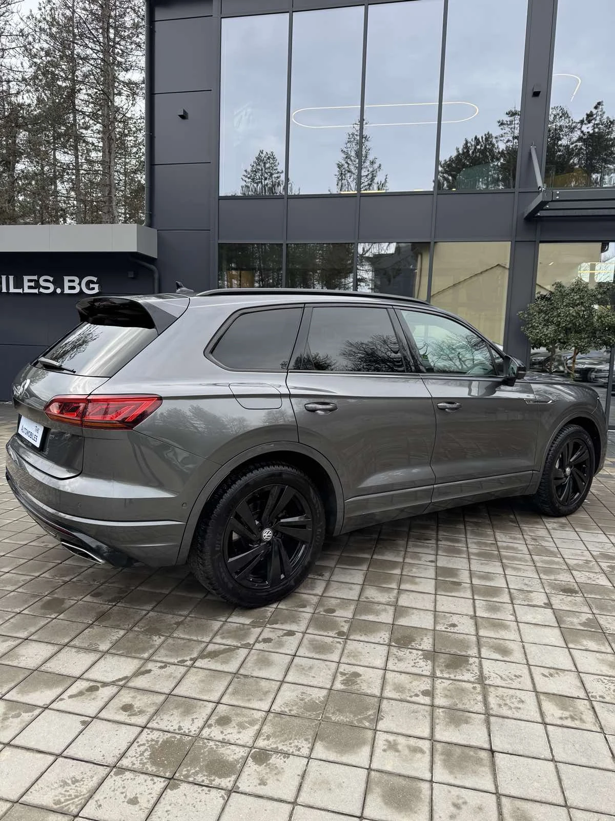 VW Touareg R-LINE - изображение 7