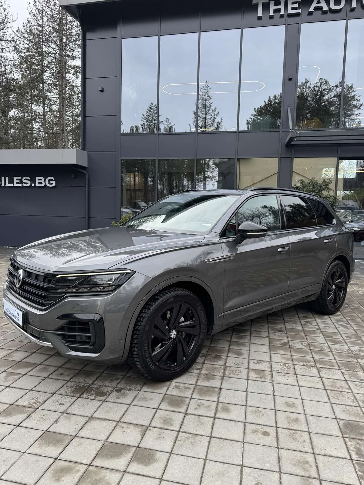 VW Touareg R-LINE - изображение 3