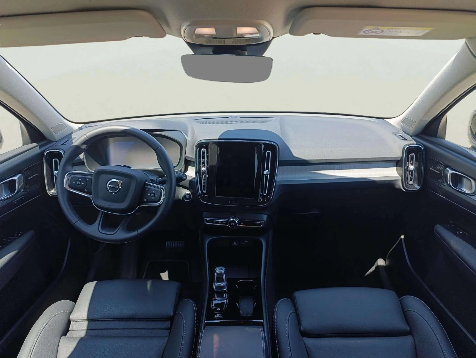 Volvo XC40 2, 0, снимка 11 - Автомобили и джипове - 55398546