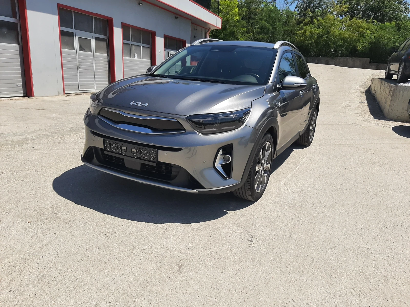 Kia Stonic 1.0 ГАЗ-БЕНЗИН  АВТОМАТИК , снимка 2 - Автомобили и джипове - 55503823