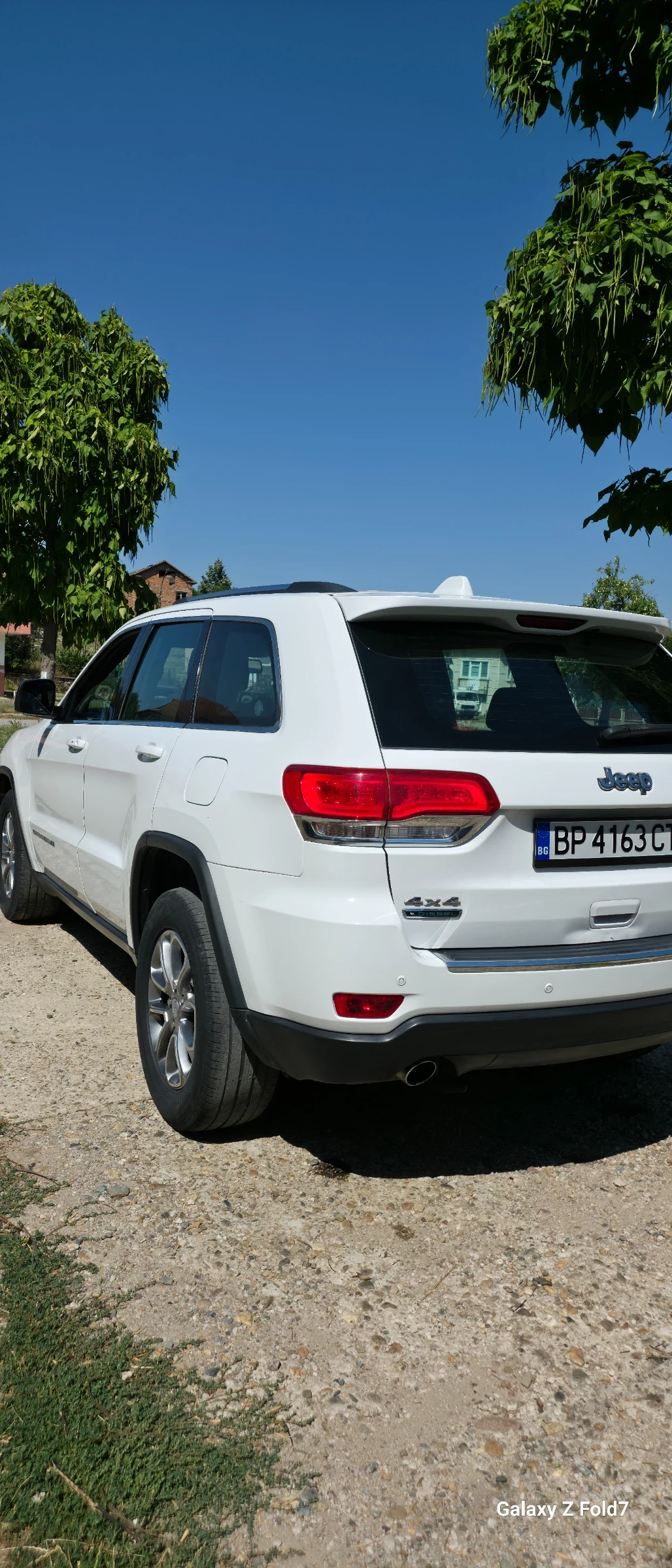 Jeep Grand cherokee LAREDO, снимка 4 - Автомобили и джипове - 55543503