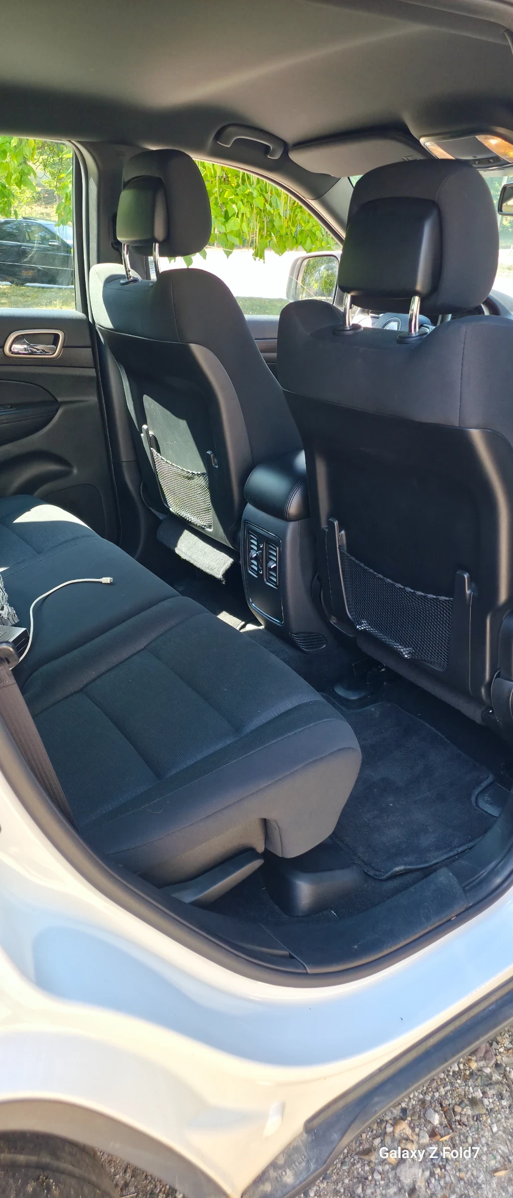 Jeep Grand cherokee LAREDO, снимка 12 - Автомобили и джипове - 55543503