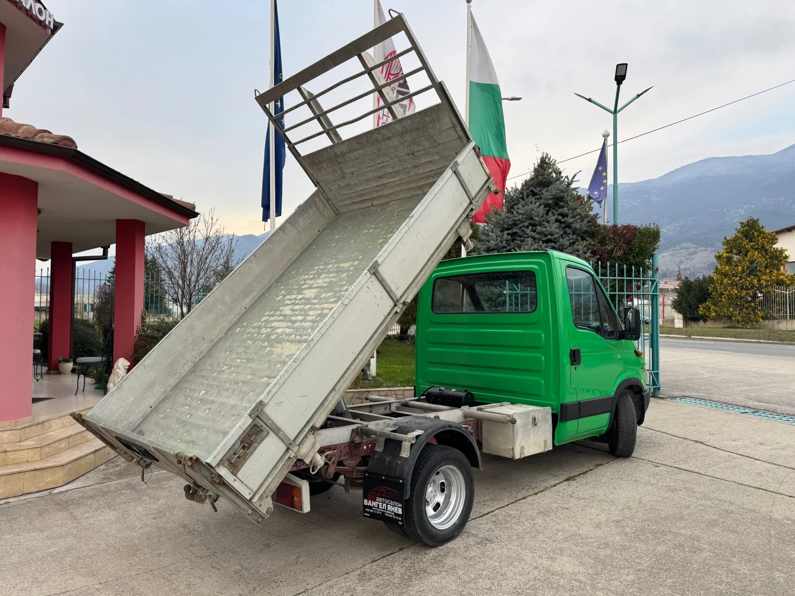 Iveco Daily 35C13* 2.8HPT* Тристранен самосвал - изображение 6