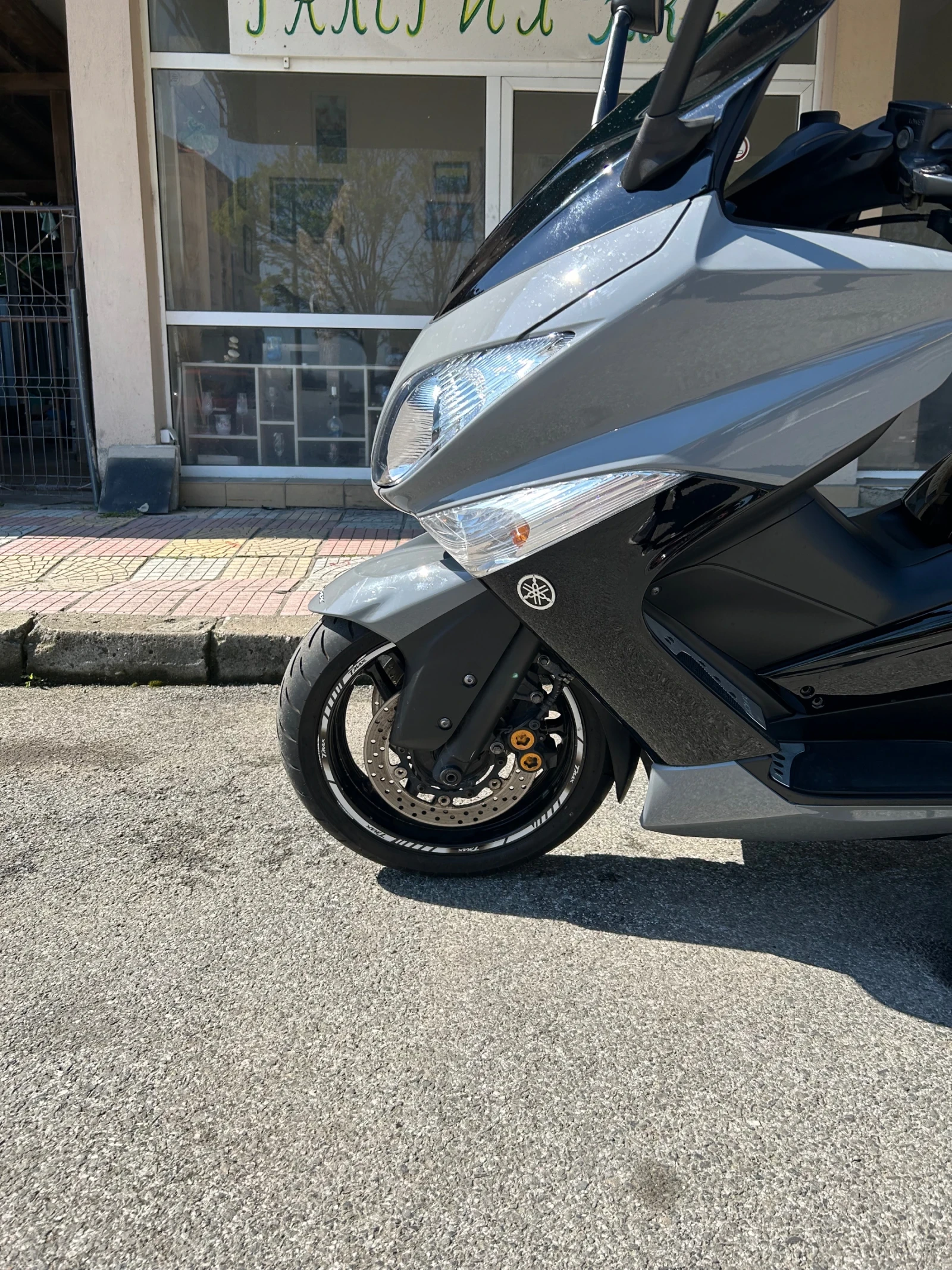 Yamaha T-max 500 нардо - изображение 2
