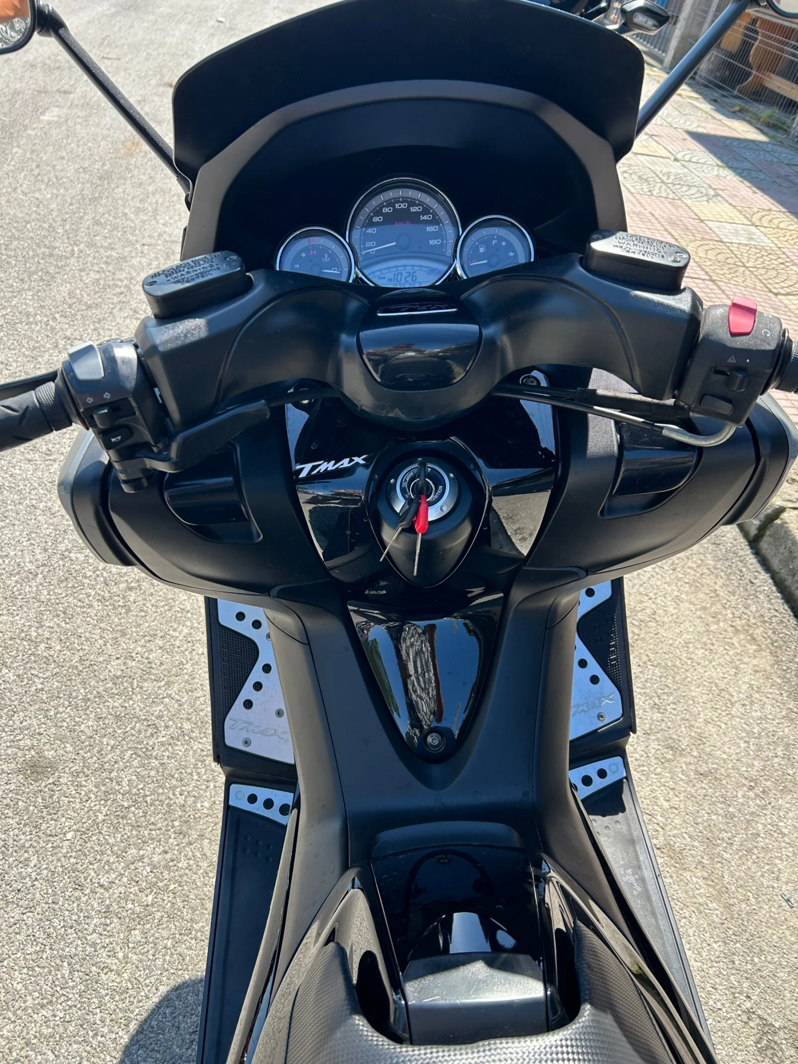 Yamaha T-max 500 нардо - изображение 5