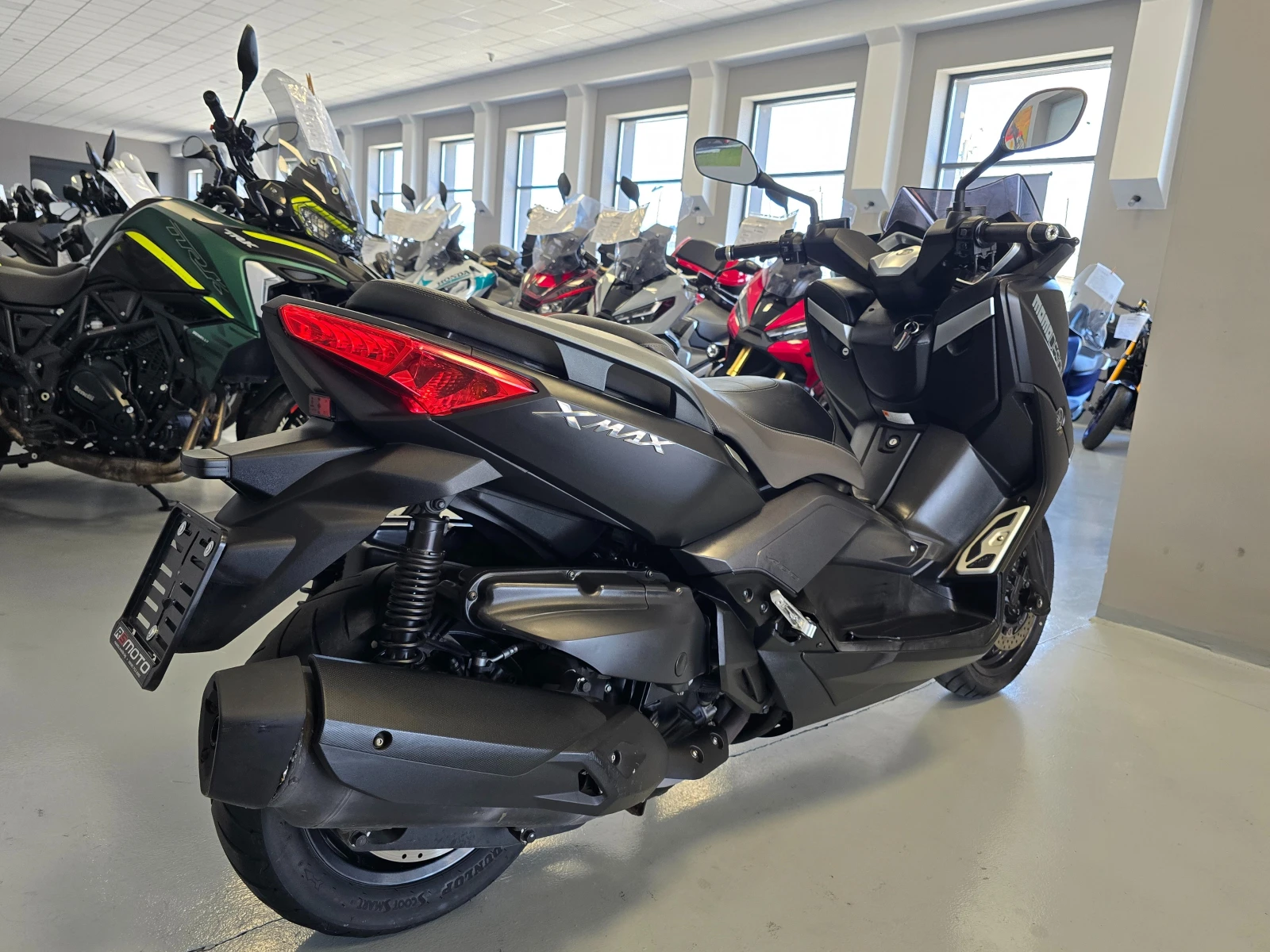 Yamaha X-max 400ie, ABS, Momo Design!, снимка 3 - Мотоциклети и мототехника - 55583245