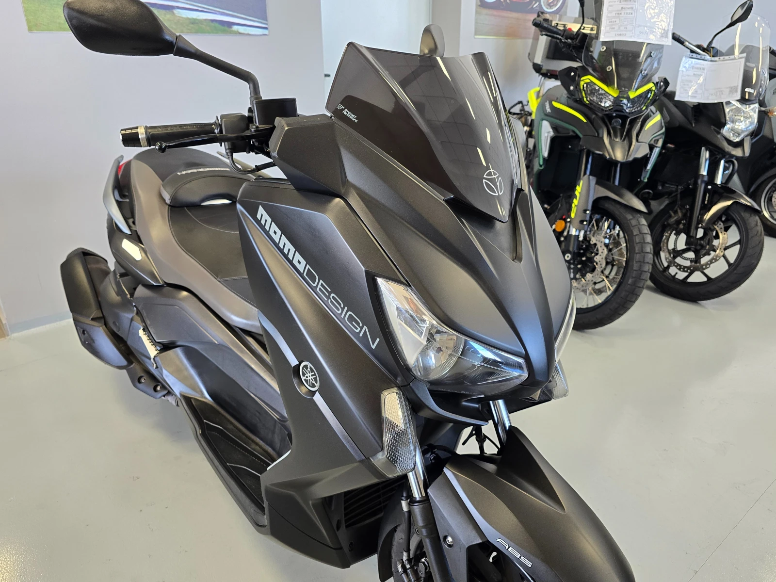 Yamaha X-max 400ie, ABS, Momo Design!, снимка 8 - Мотоциклети и мототехника - 55583245