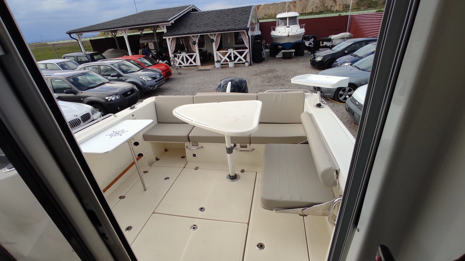 Моторна яхта Quicksilver 605 PILOT HOUSE-MERRY FISHER , снимка 12 - Воден транспорт - 55609592