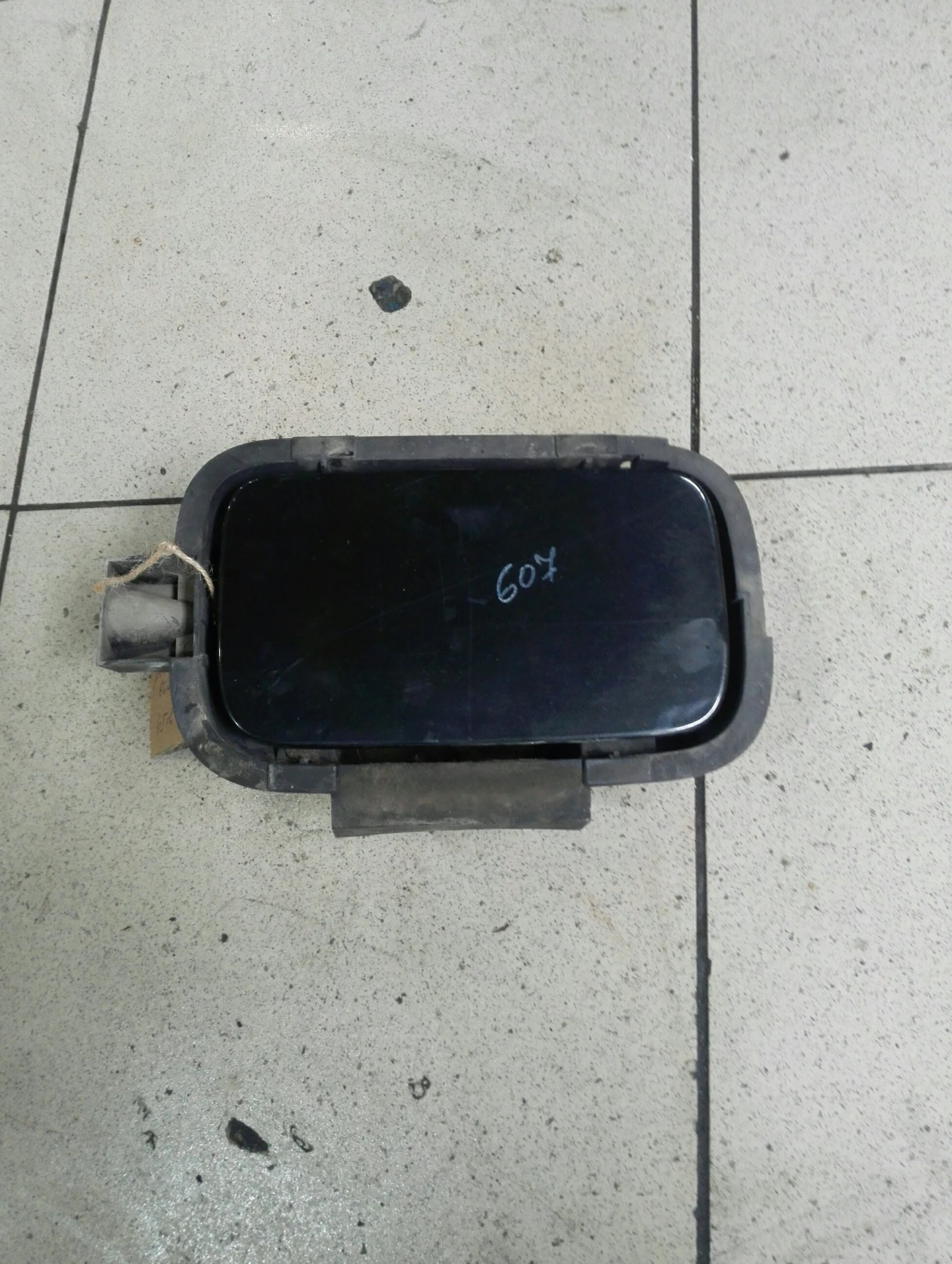 ������� ��������� ������ ���� 607 (7) | Mobile.bg � ����������� 1