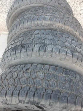 Гуми Летни 205/70R15, снимка 2 - Гуми и джанти - 47720040