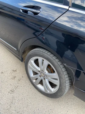 Mercedes-Benz C 220, снимка 9