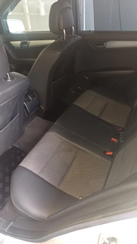 Mercedes-Benz C 220, снимка 8