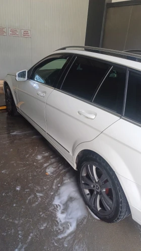 Mercedes-Benz C 220, снимка 4