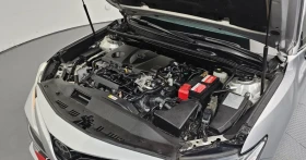 Toyota Camry 2.5 Бензин, снимка 13