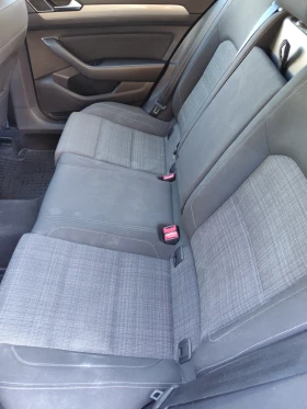 VW Passat 2.0 TDI-150 к.с. DSG, Elegance, Facelift, снимка 8