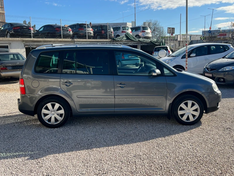 VW Touran 2.0TDI-136кс, снимка 3 - Автомобили и джипове - 48103198