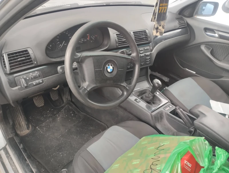 BMW 320, снимка 4 - Автомобили и джипове - 48668591