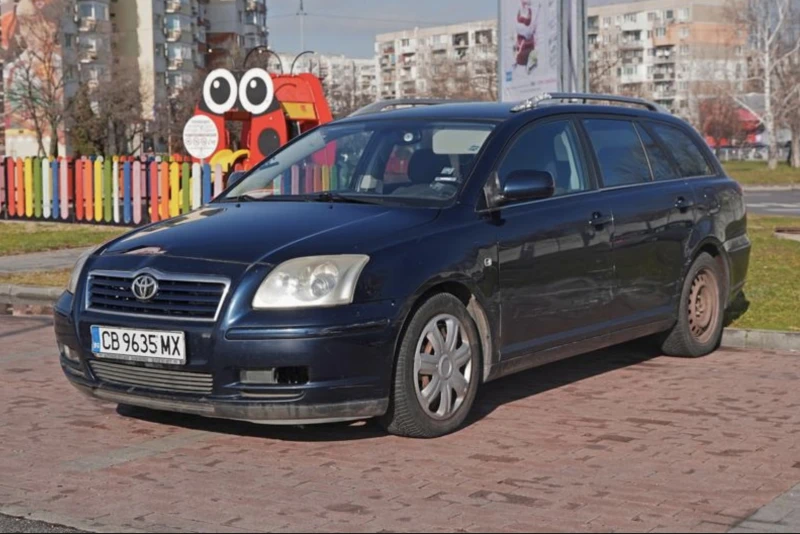 Toyota Avensis, снимка 3 - Автомобили и джипове - 49574391