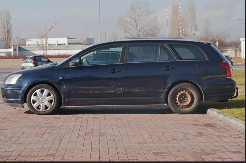 Toyota Avensis, снимка 7 - Автомобили и джипове - 49574391