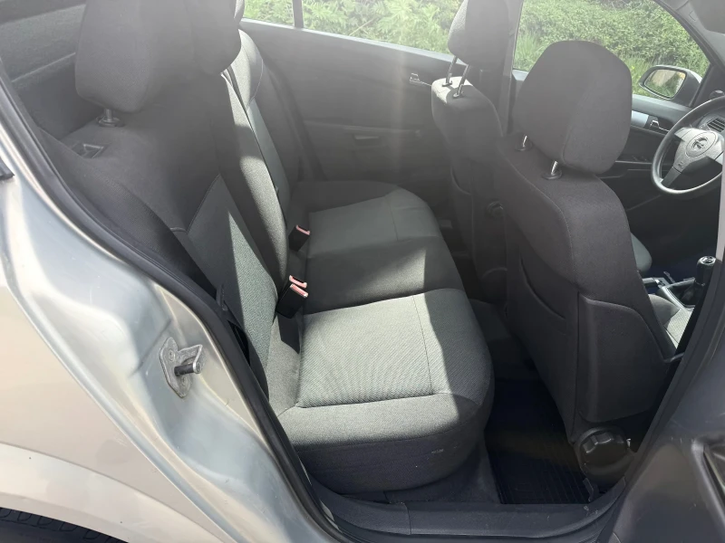 Opel Astra 1.6i* 105кс* , снимка 12 - Автомобили и джипове - 50508742