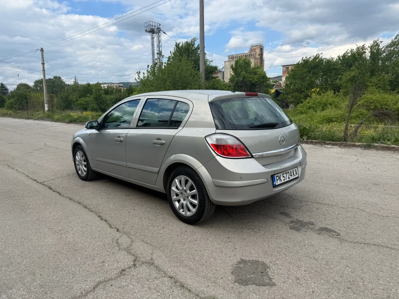 Opel Astra 1.6i* 105кс* , снимка 3 - Автомобили и джипове - 50508742