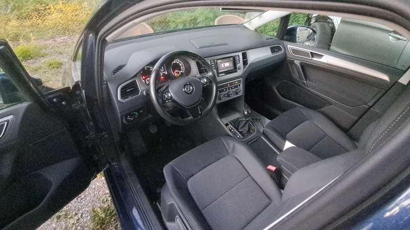 VW Sportsvan 1.6TDI 140к.с.155600к.м., снимка 15 - Автомобили и джипове - 50911835